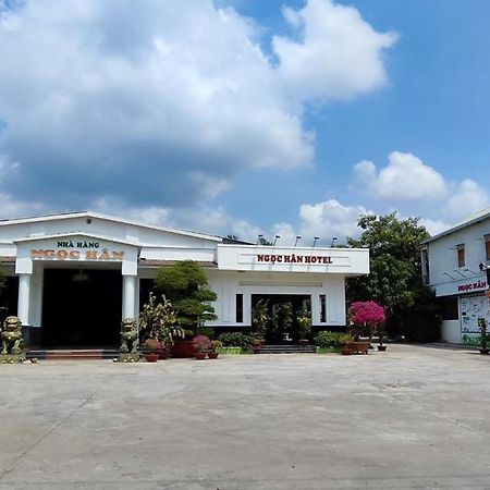 Khach San Ngoc Han Ap Vinh Phu Exterior foto