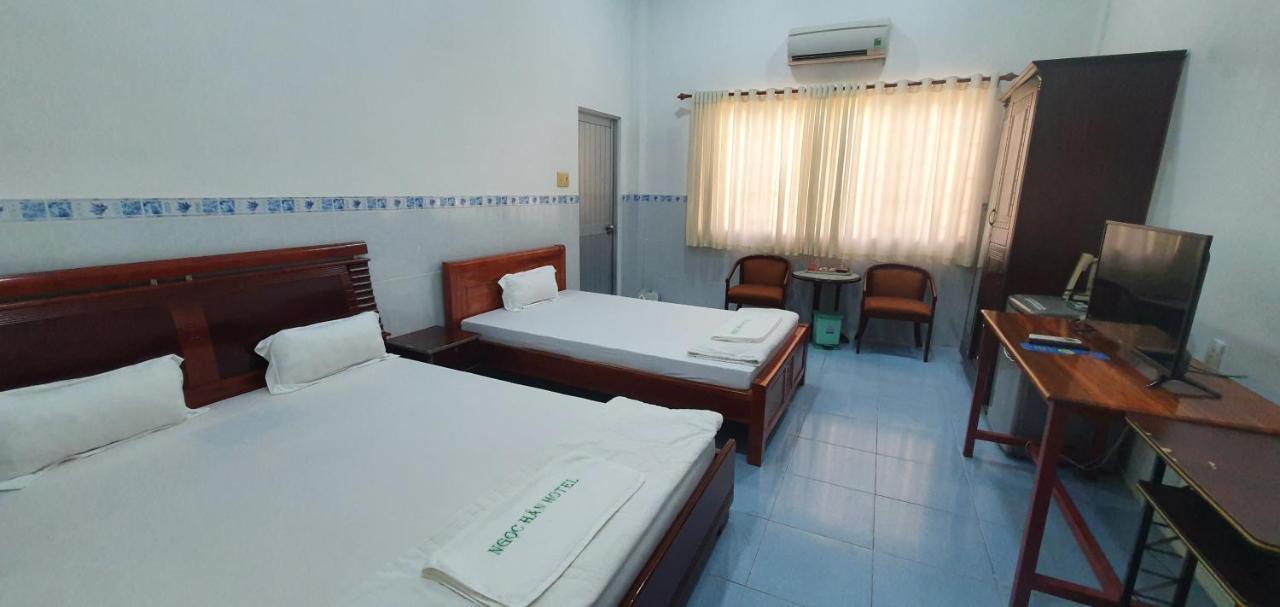 Khach San Ngoc Han Ap Vinh Phu Exterior foto