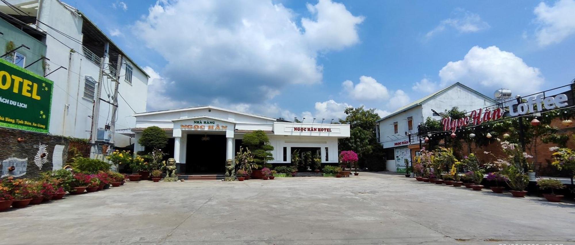 Khach San Ngoc Han Ap Vinh Phu Exterior foto