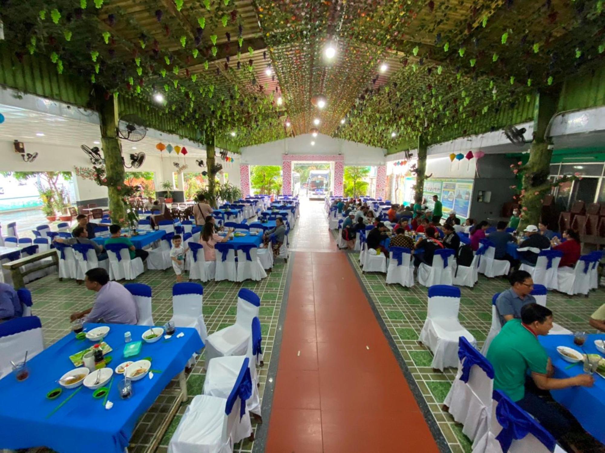 Khach San Ngoc Han Ap Vinh Phu Exterior foto
